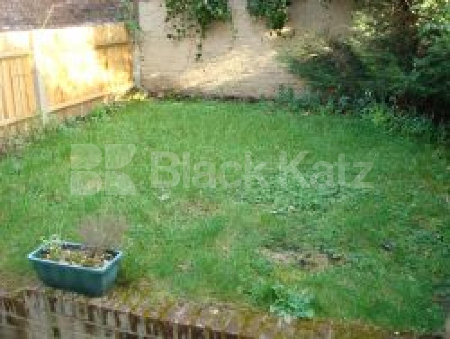 			New Instruction, 2 Bedroom, 1 bath, 1 reception Flat			 Hatchard Road,  Archway